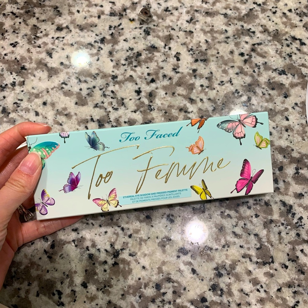 Too faced too femme eyeshadow pallet